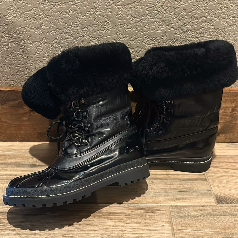 Coach Leonora Snow Boots